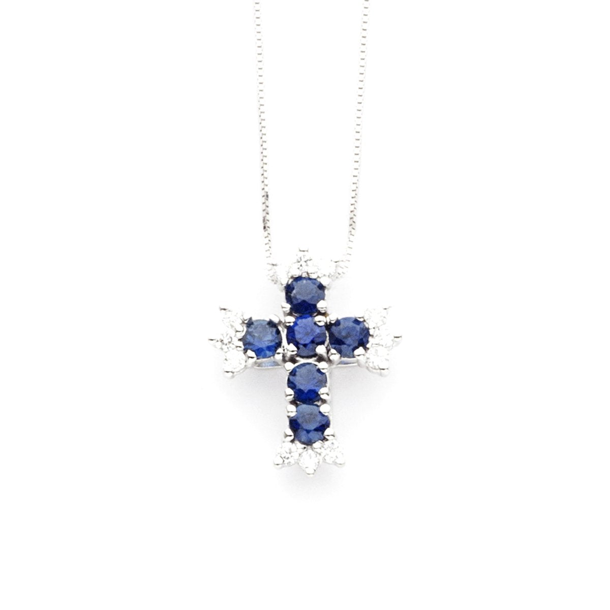 Collana in oro con pendente croce.