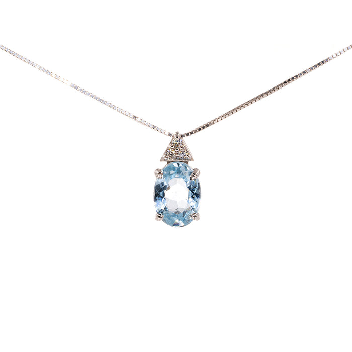 Gold necklace 20 with aquamarine.