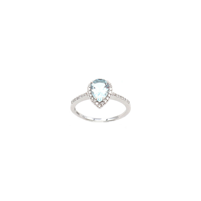 Gold ring 14 with aquamarine.