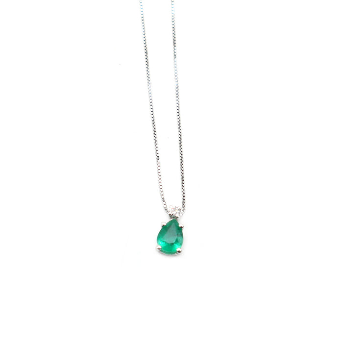 306 gold necklace with emerald.