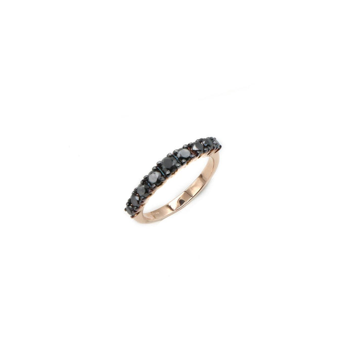 Anello in oro e brillanti black. 